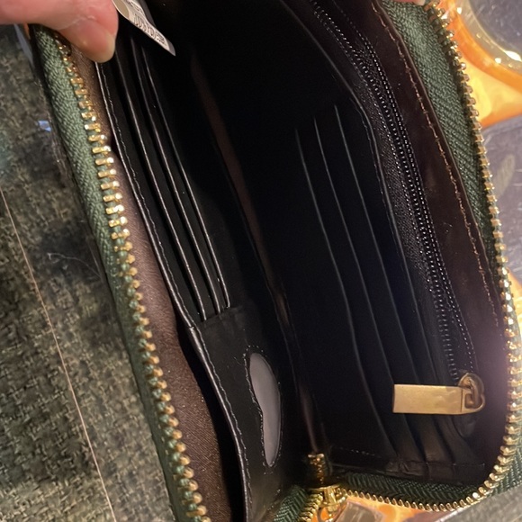 Robert Dice wristlet, card case and mirror set - Picture 7 of 16